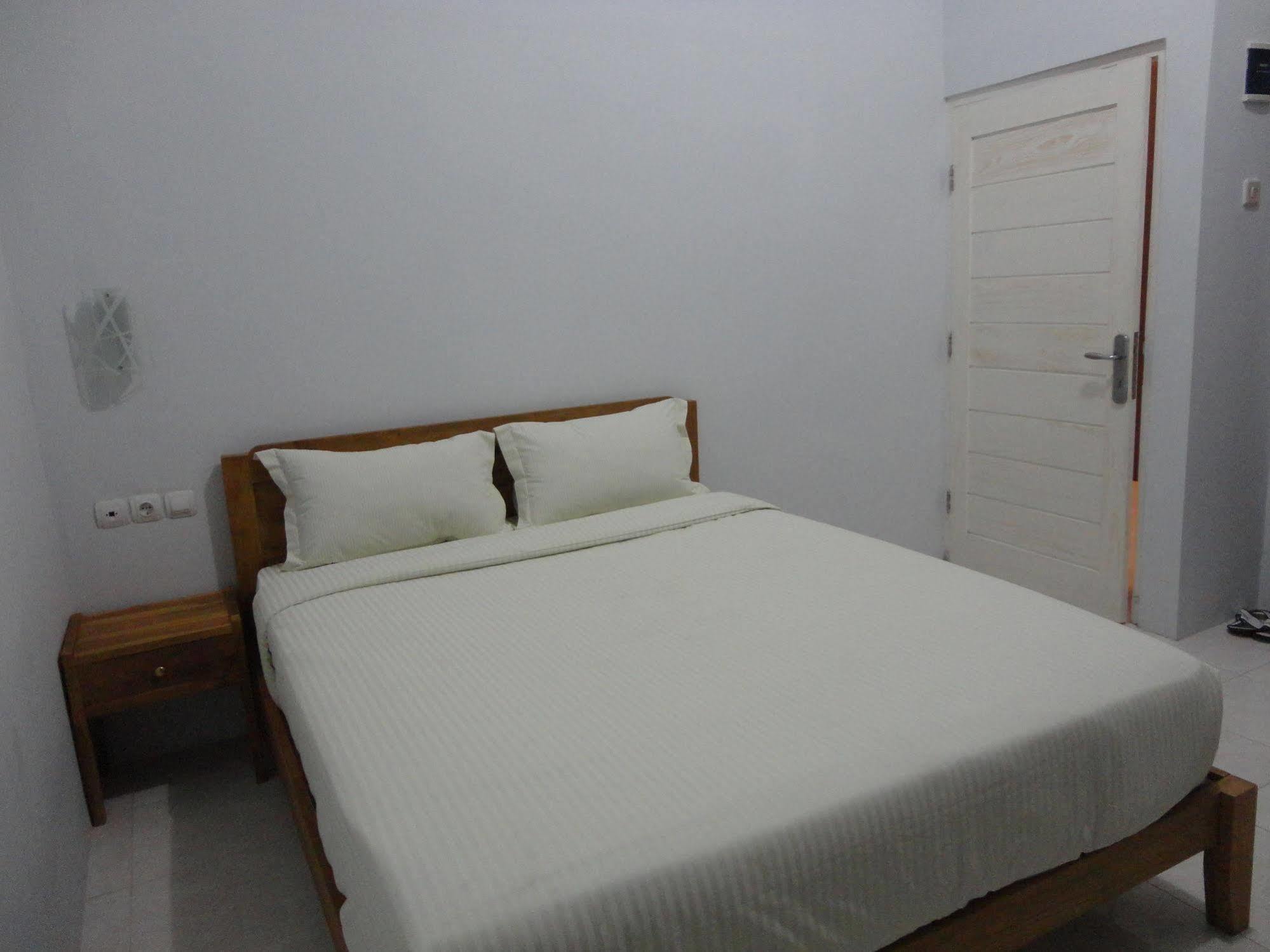 Pendowo Huis Guest House Yogyakarta Luaran gambar